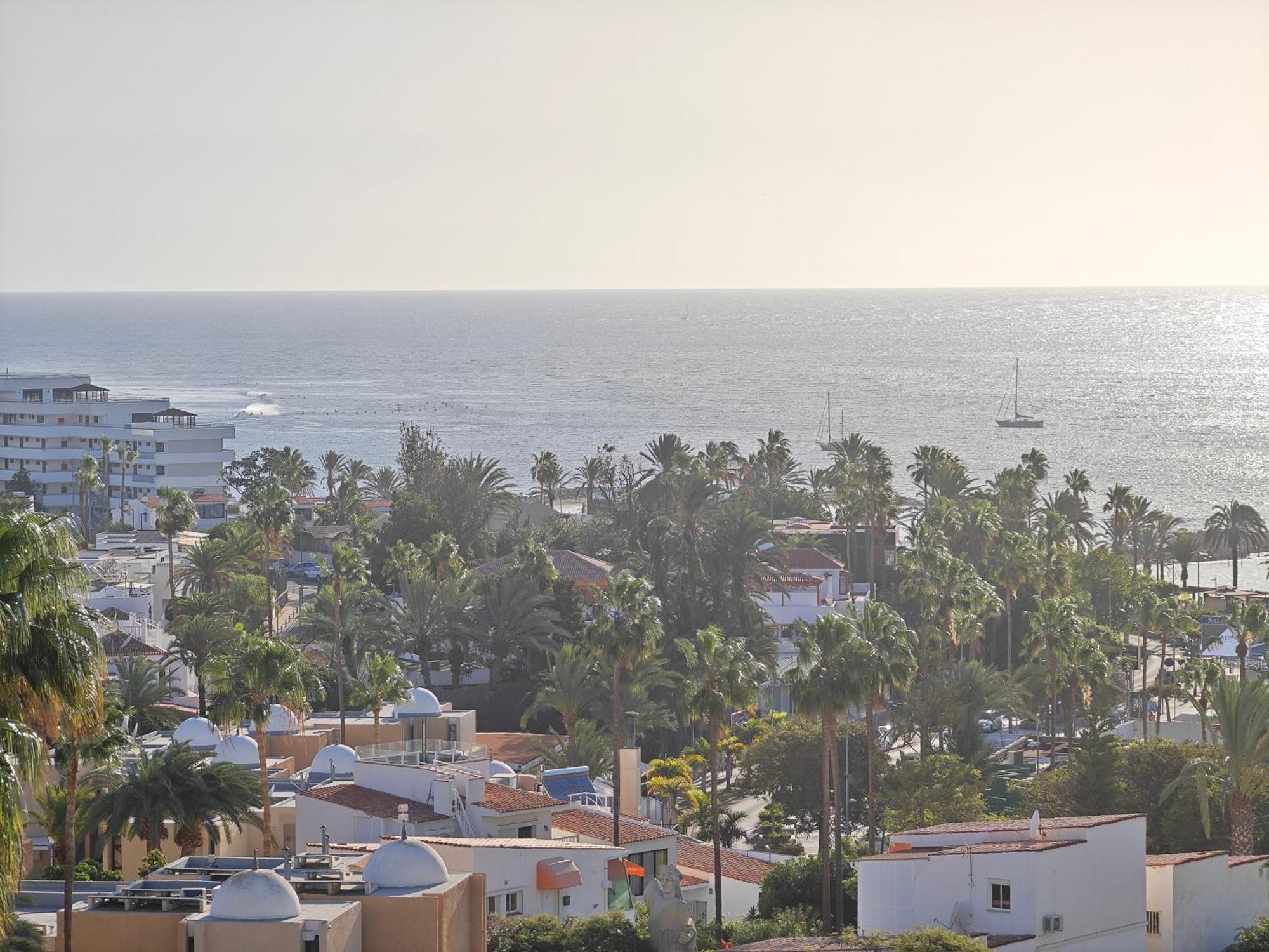 Blanco&Azul - Comfortable Ocean View Apartment Next To The Beach Playa de las Américas Kültér fotó
